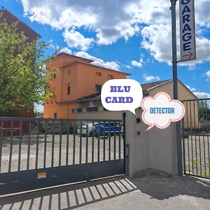  Апартаменты Express Traveller's Front Station Fs Parking